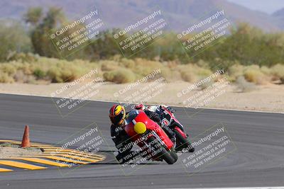 media/Oct-08-2022-SoCal Trackdays (Sat) [[1fc3beec89]]/Turn 10 (945am)/